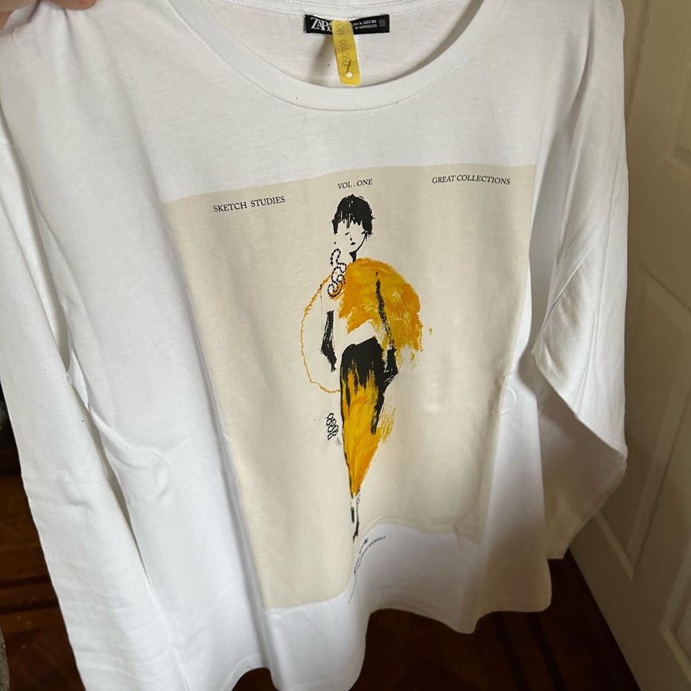 Sara shirt worn once but in good condition, Dry clean like new